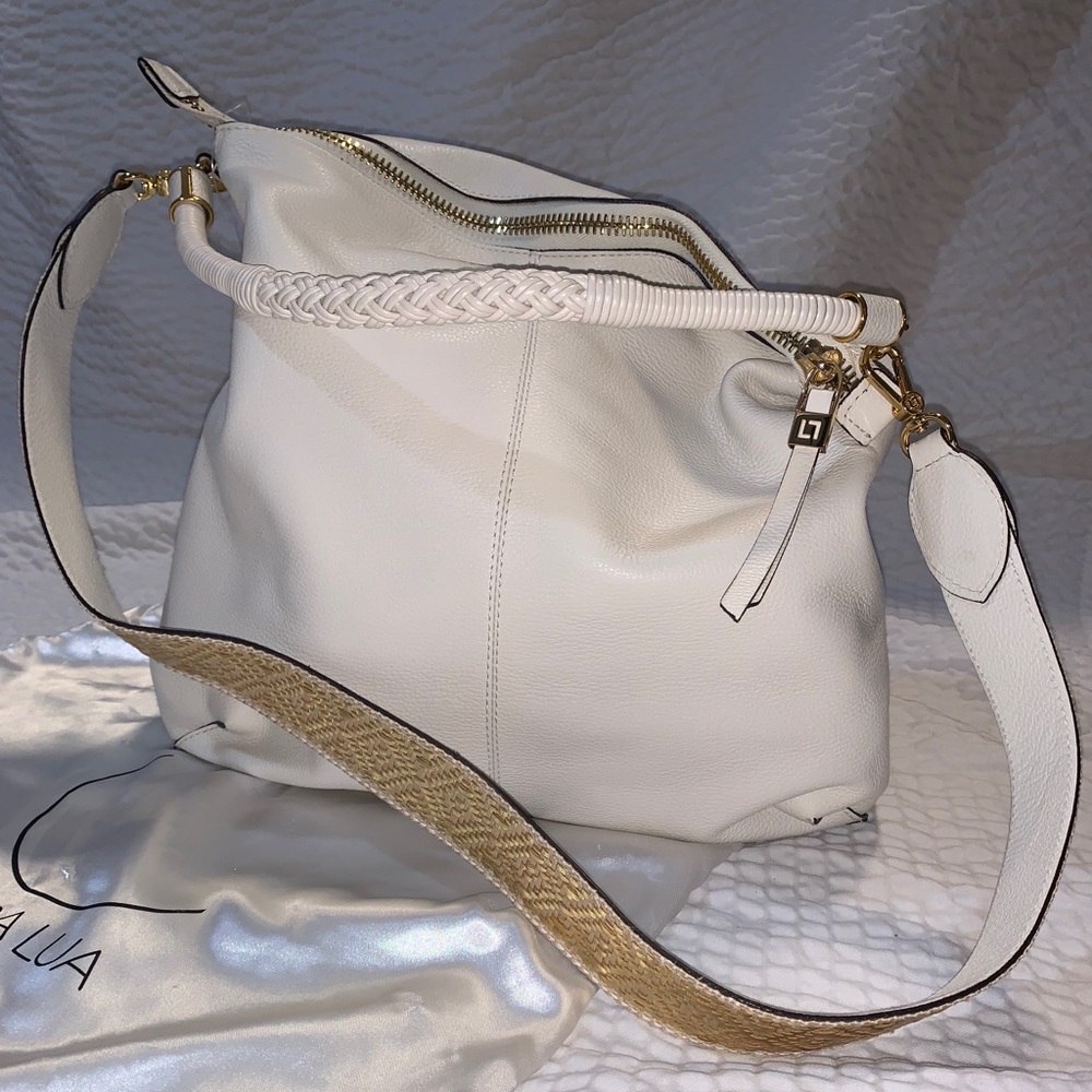 Luz da Lua white leather bag with gold accent